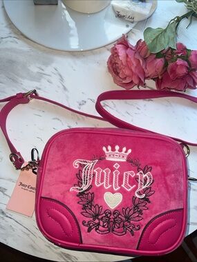 Juicy Couture Hot Pink Velvet Crossbody Bag with Embroidered Logo💄💋🌷